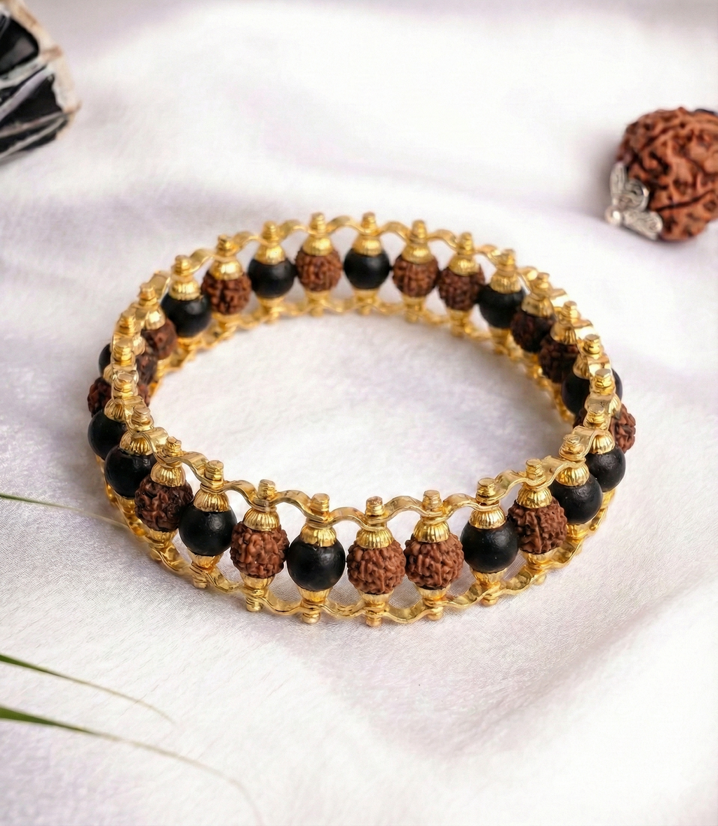 Rudraksha & Karungali  Bracelet (Lab Certified) | Free 5 Mukhi Rudraksha
